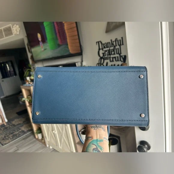 Kate Spade New York Cameron Spade Flower Satchel - Picture 5 of 11